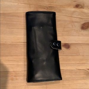 Leeman Black Leather Cord Organizer